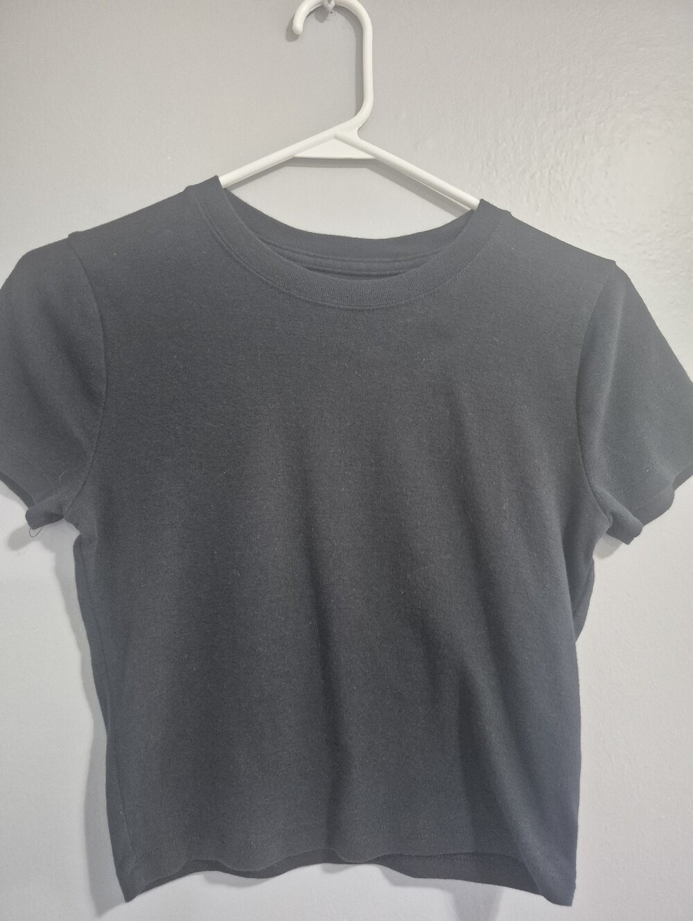 Hollister Must Have Collection Baby Tee Size Small